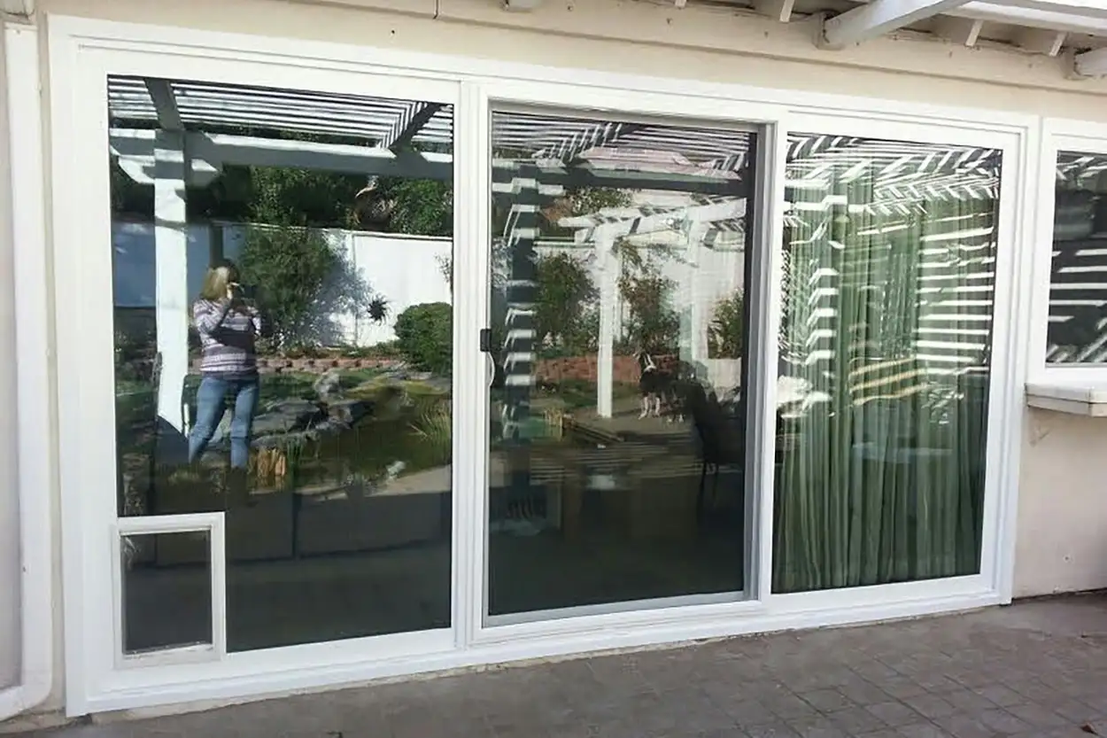 sliding door