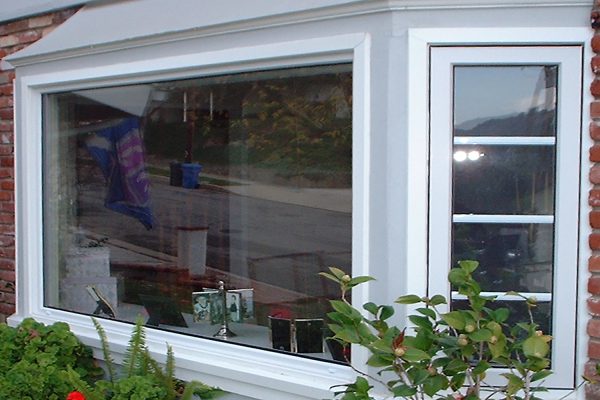 Bay Windows For Sale At California Deluxe Windows   Bay Window8 600x400 